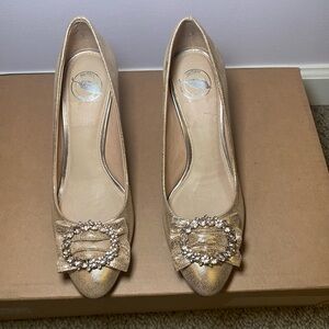 Nurture Julee Gold Metallic Leather Heels Size 6
